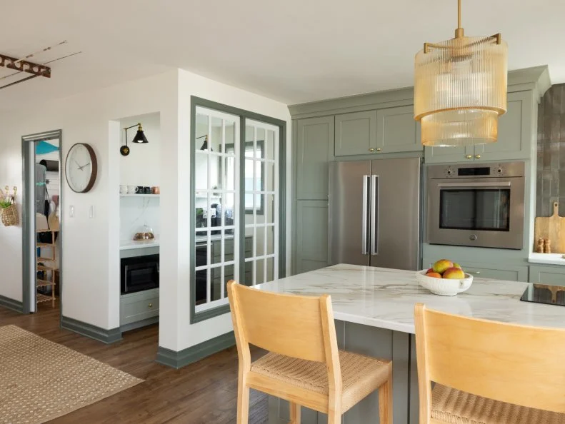 After of Team Ty Pennington’s kitchen and dining room renovation that included a new mudroom, pantry and kitchen, as seen on Battle on the Beach, Season 5.