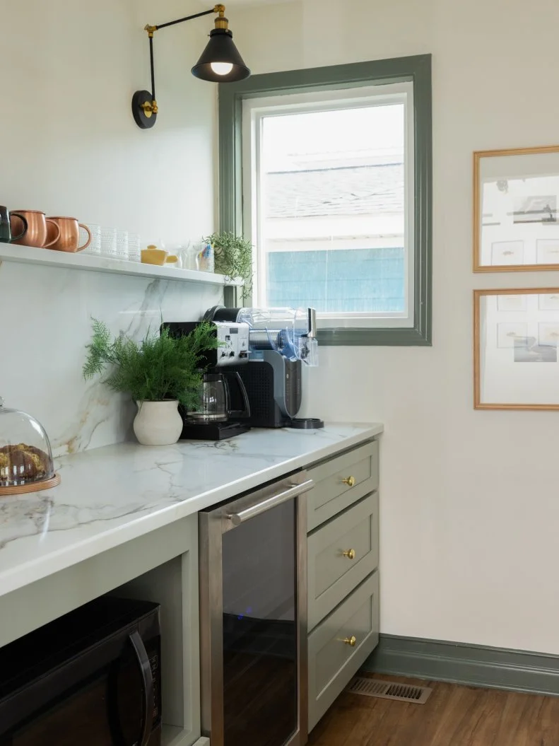 After of Team Ty Pennington’s kitchen and dining room renovation that included a bar and pantry, as seen on Battle on the Beach, Season 5.