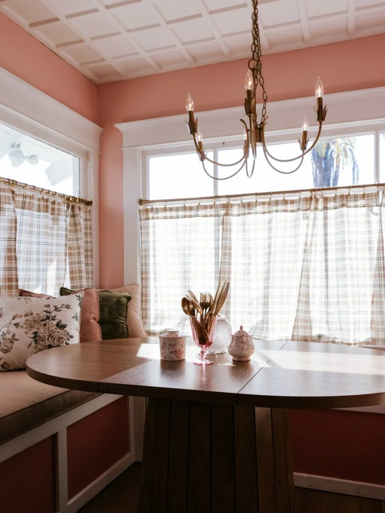 House Detail , as seen on Roast My Rentals, Season 1.