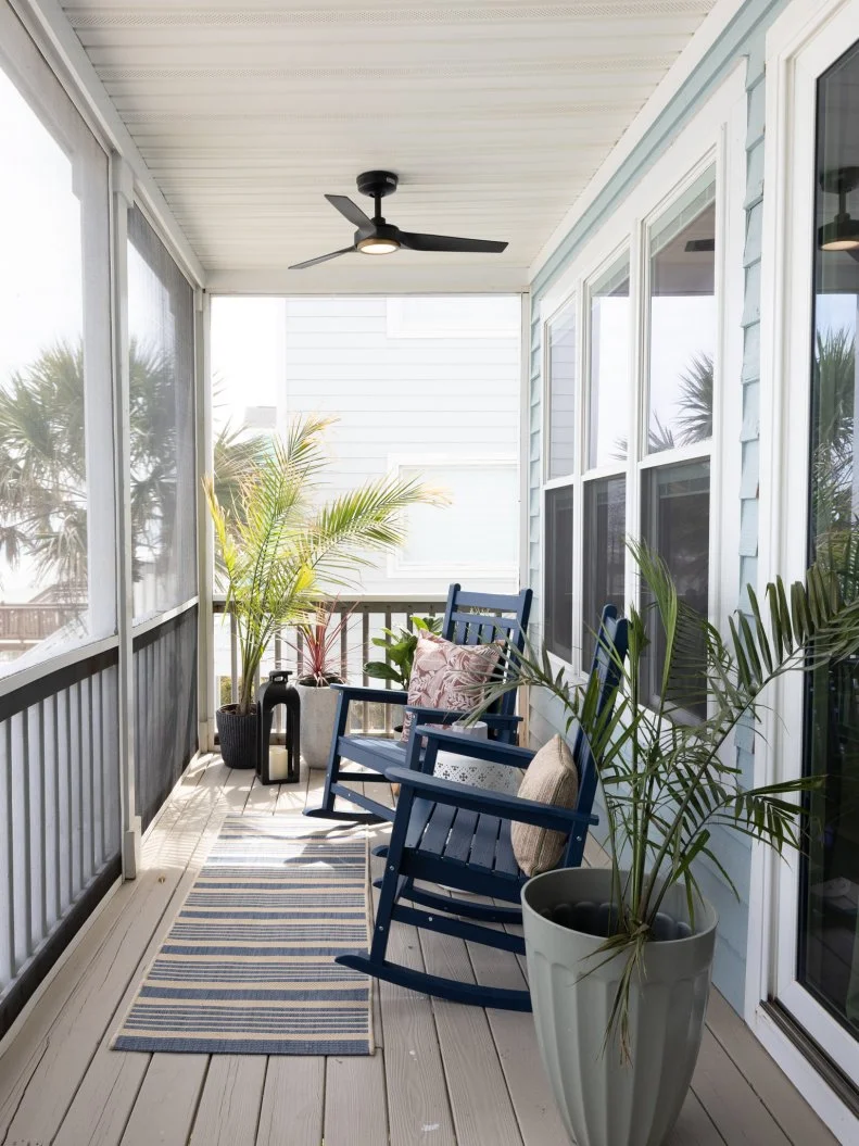 After of Team Mika Kleinschmidt’s downstairs screened in porch renovation, as seen on Battle on the Beach, Season 5.