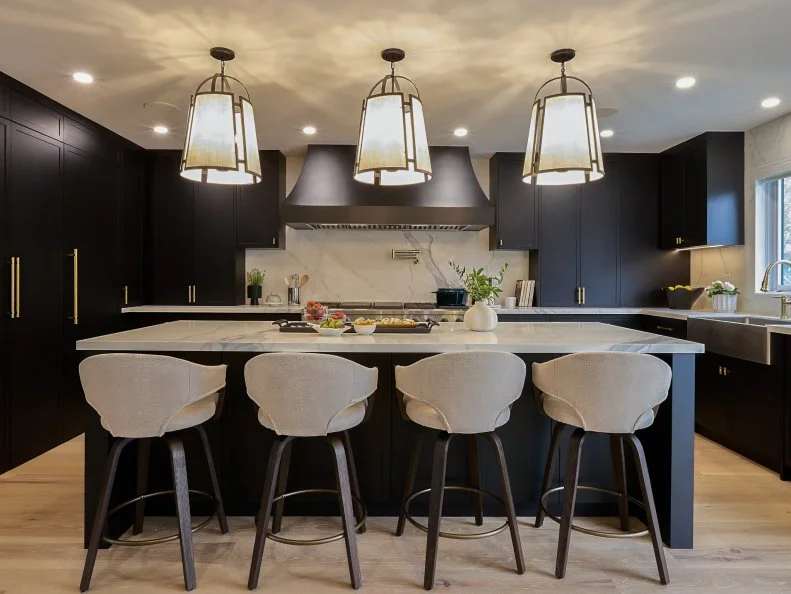 Room 4, kitchen, after, matches RM4 B01, as seen on Love It or List It, Season 19