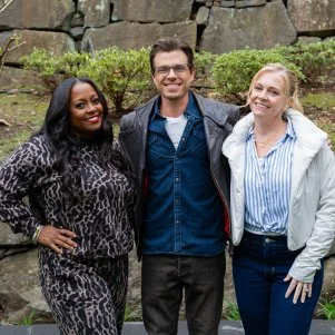 Contestants Keshia Knight Pulliam, Matthew Lawrence, and Melissa Joan Hart pose, as seen on Totally 90ís House, Season 1.
