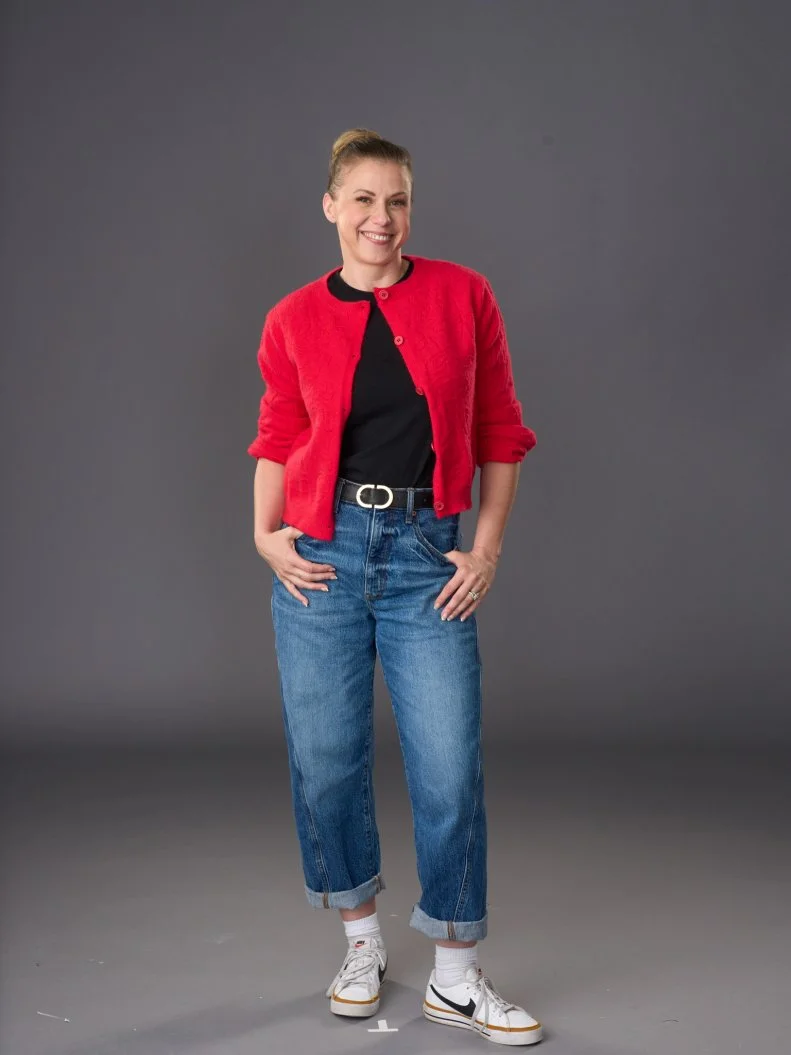 Jodi Sweetin on seamless, as seen on Totally 90s House, Season 1
