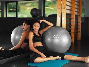 <center>The Best Home Exercise Essentials to Help Achieve Your Fitness Goals</center>
