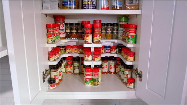 10 Genius Solutions for Organizing Food Storage Containers