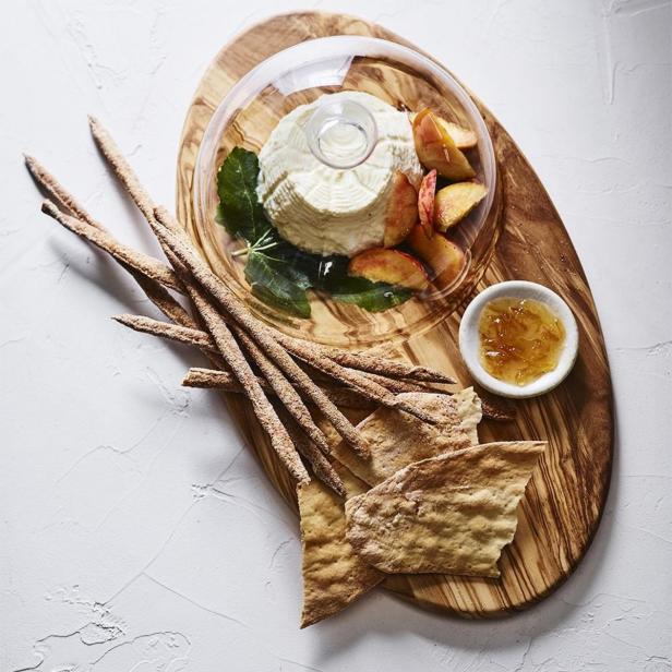7 Beautiful Cutting Boards to Display in Your Kitchen