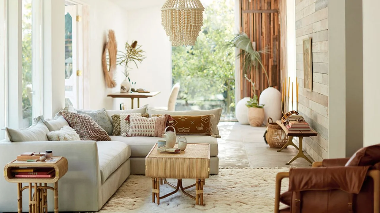 アンソロジー クッション Anthropologie Anthropologie Spring 2019 Home Collection - The Life Within | HGTV