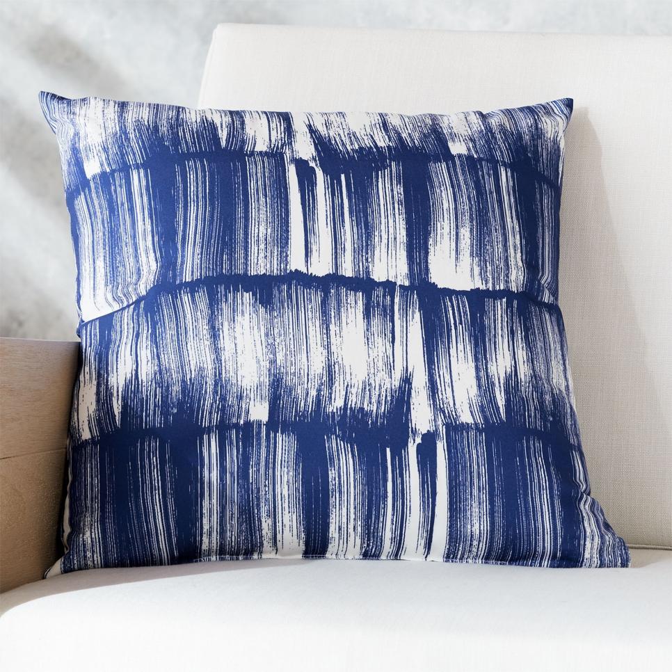 12 Blue and White Accessories for Your Home Decor Trends & Design News HGTV
