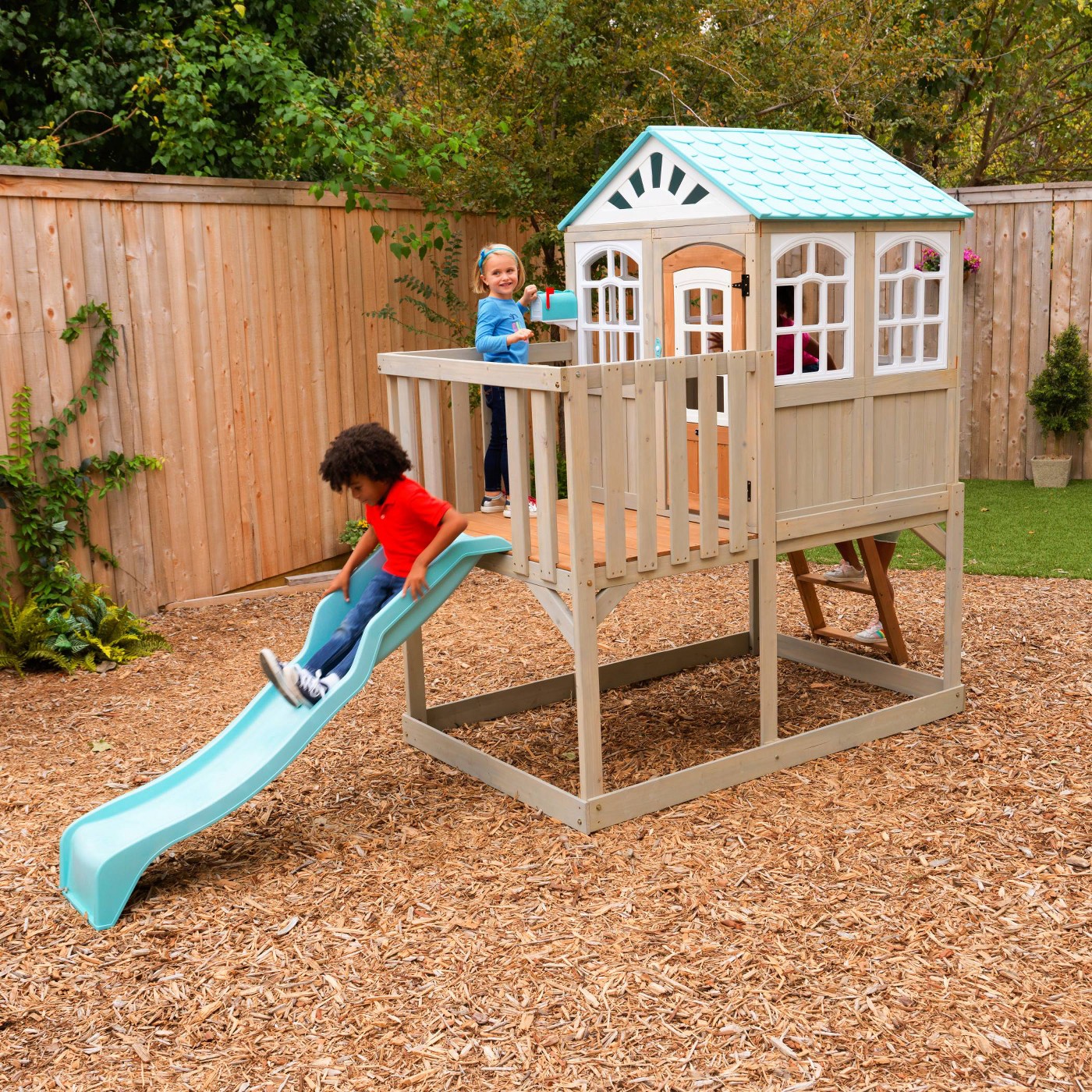 outdoor playsets with tire swing