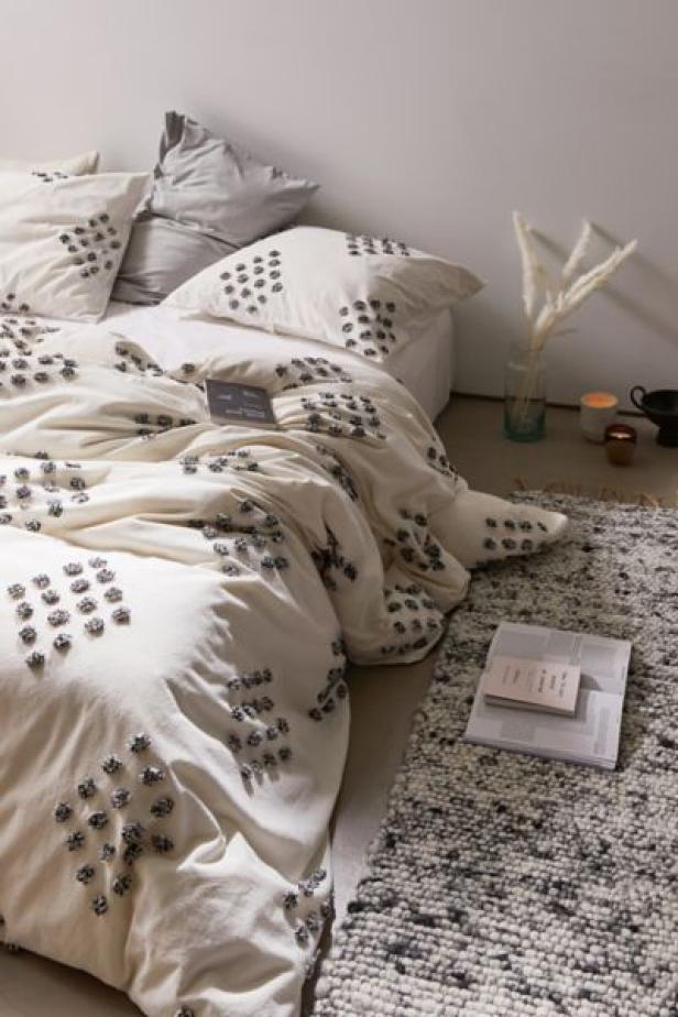 10 Best Bedding Picks From Urban Outfitters Flash Home Sale 2019