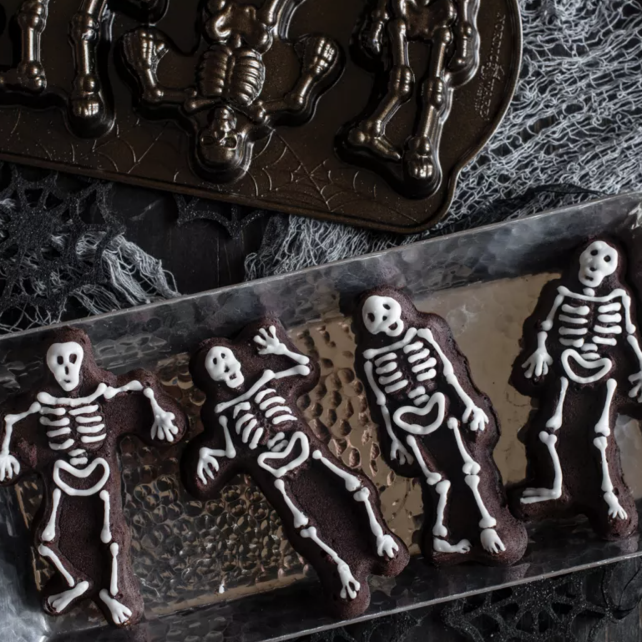 Halloween baking pans best sale