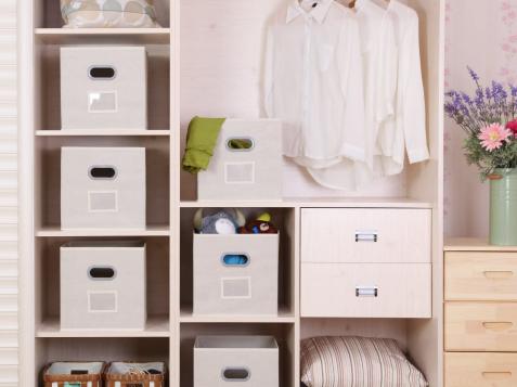 Closet Organization Ideas: Strategies for Clearing Closet Clutter