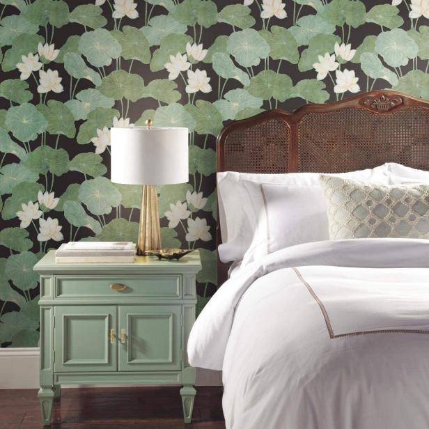 Best Removable Wallpaper Designs 2020 Hgtv