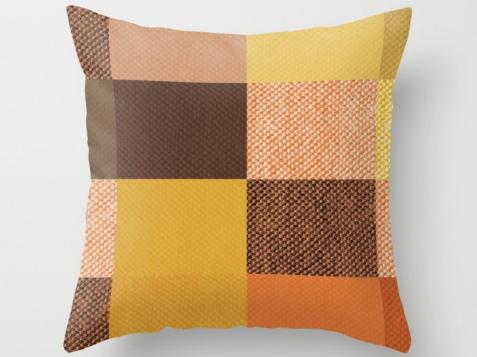 10 Fall Outdoor Pillows We Love Right Now