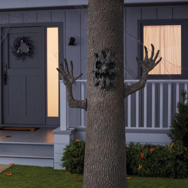15 Outdoor Halloween Decorations To Buy In 2020 Hgtv