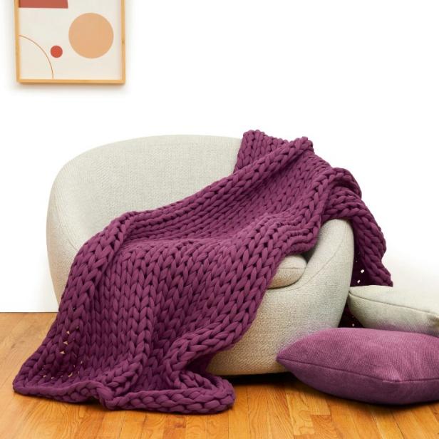 Bearaby's Napper Weighted Blanket Is Now Available in Beautiful Fall