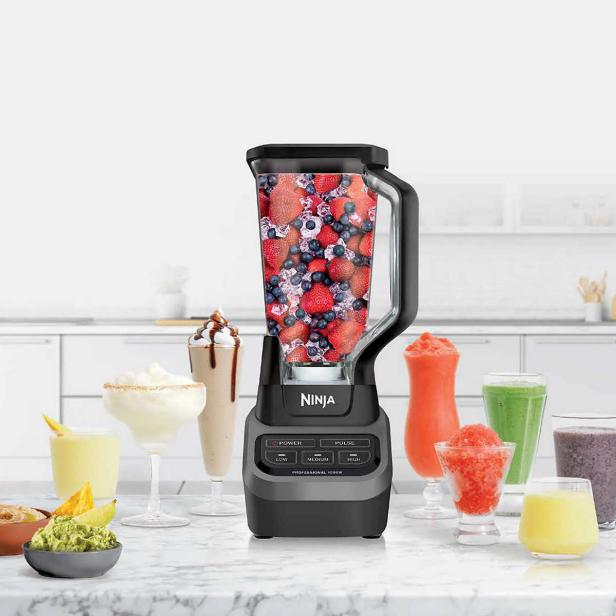 conductor End graduate School 9 Best Blenders for Shakes and Smoothies 2022 | HGTV