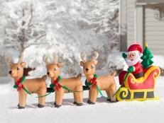 Deck out your lawn this holiday season with the most fun and sure-to-delight Christmas inflatables.