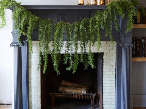 10 Christmas Garlands You Can Leave Up Until New Year's
