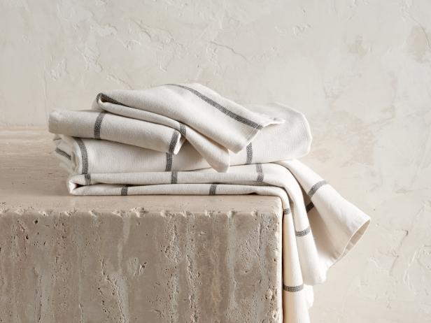 15 Best Bath Towels 2023, HGTV Top Picks