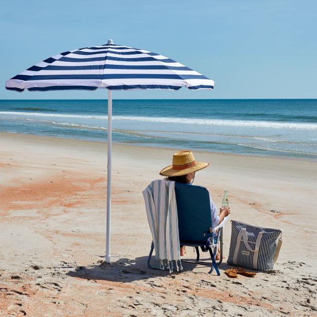 10 Best Beach Umbrellas in 2023, HGTV Top Picks