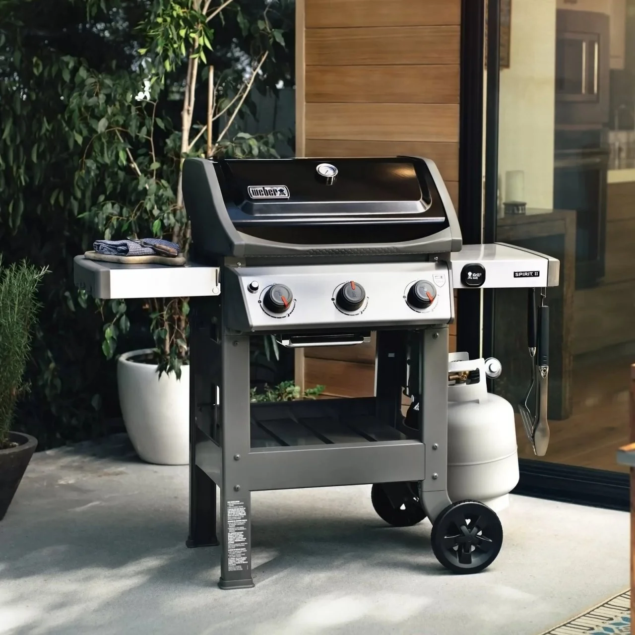 12 Best Gas Grills for Every Budget 2024 HGTV Top Picks HGTV