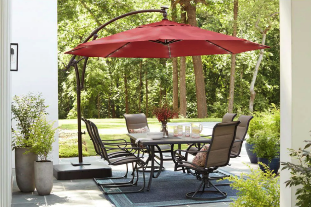9 Best Outdoor Patio Umbrellas 2022, What Size Umbrella For 70 Inch Table Top