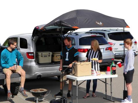 12 Tailgating Essentials to Score for Football Season