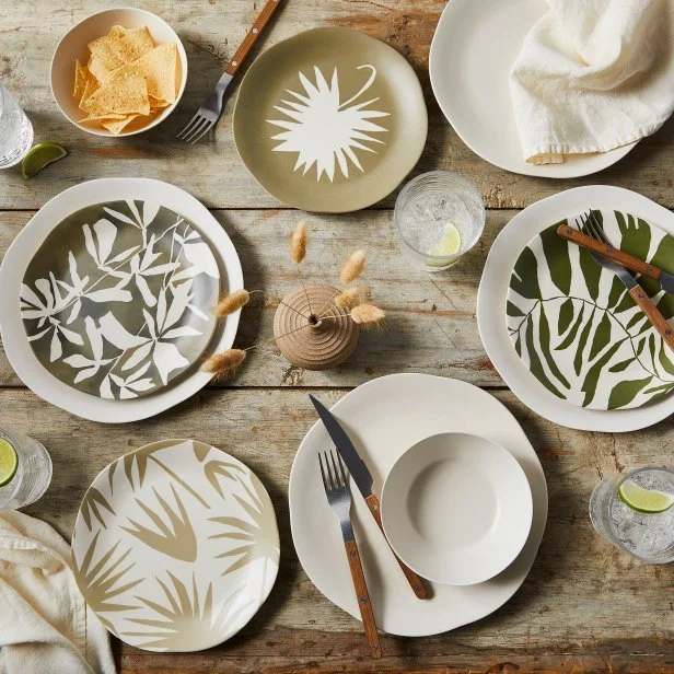 Outdoor dishware discount