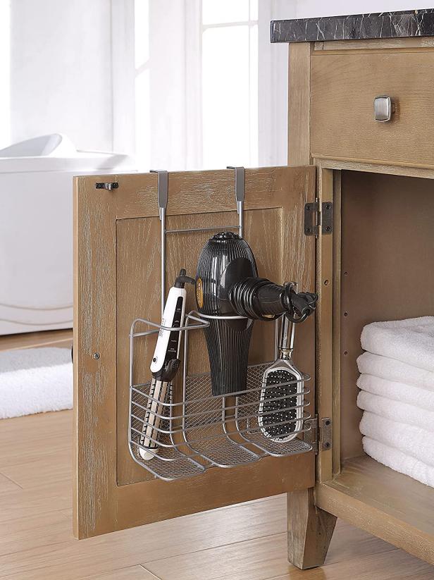 https://hgtvhome.sndimg.com/content/dam/images/hgtv/products/2022/1/20/rx_amazon_metal-over-the-door-hair-care--styling-tool-organizer.jpeg.rend.hgtvcom.616.822.suffix/1642694766530.jpeg