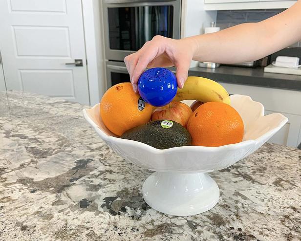 Bluapple Review: The  Gadget That Extends the Life of Produce