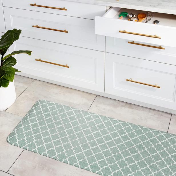 9 Best Kitchen Rugs 2022 | Stylish Kitchen Rugs | HGTV