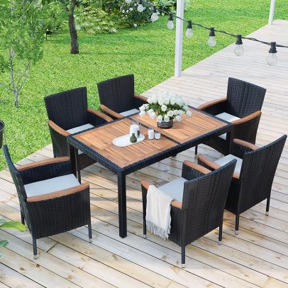 15 Best Outdoor Dining Sets Under 600, Large Round Metal Outdoor Dining Table