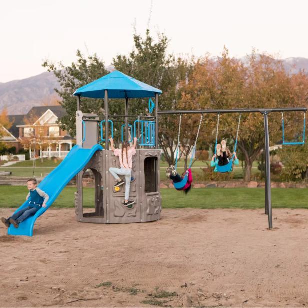 9 Best Outdoor Swing Sets For Kids 2022, What Are The Best Outdoor Swing Sets