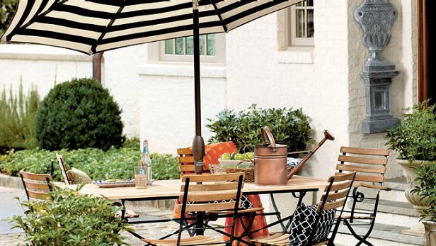 The 9 Best Outdoor Patio Umbrellas for Your Backyard