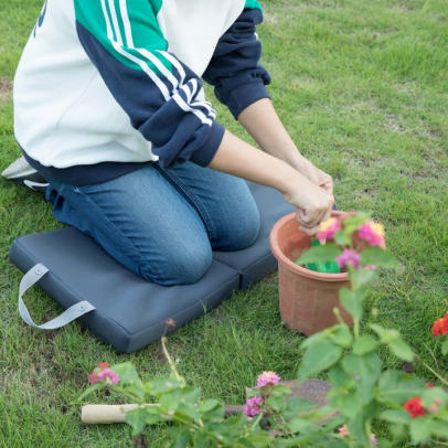 Garden sitting stool hotsell