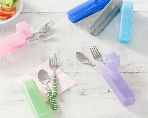 https://hgtvhome.sndimg.com/content/dam/images/hgtv/products/2022/7/21/1/rx_pottery-barn-kids_colorful-utensils-and-carrying-case.jpeg.rend.hgtvcom.616.493.suffix/1658424150816.jpeg