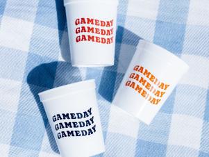 <center>15 Tailgating Essentials to Score for Football Season