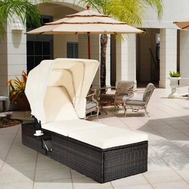 Antonetta chaise lounge with cushion outlet