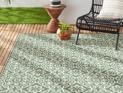 49 Beautiful Outdoor Rugs for Every Style and Need