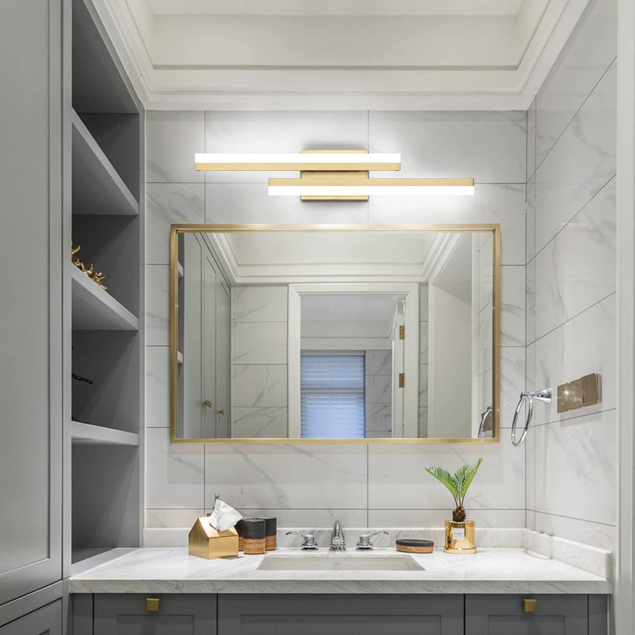 https://hgtvhome.sndimg.com/content/dam/images/hgtv/products/2023/4/19/rx_amazon_dimmable-led-vanity-light.jpeg.rend.hgtvcom.1280.1280.suffix/1681933786238.jpeg