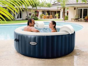 <center>The Best Inflatable Hot Tubs for Your Backyard