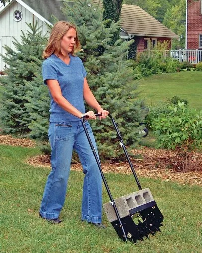 8 Best Lawn Aerators in 2024 HGTV Top Picks HGTV