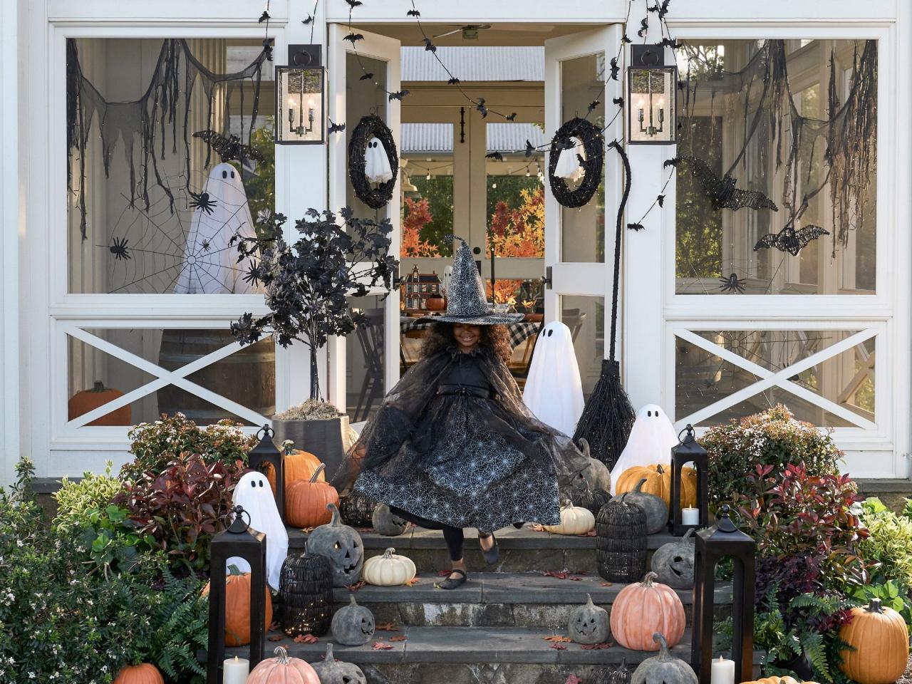 2023 Best-Decorated Halloween Houses: Driving Routes, Photos, Map,  Descriptions and More!