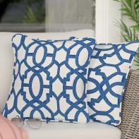 Indoor/Outdoor Throw Pillow