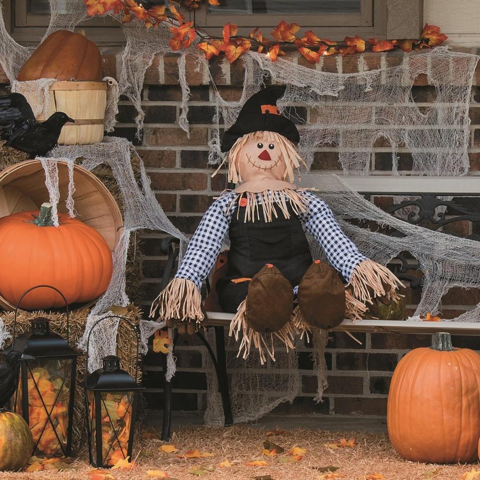 Scarecrow and Fall Outdoor Decorating Design Ideas | HGTV