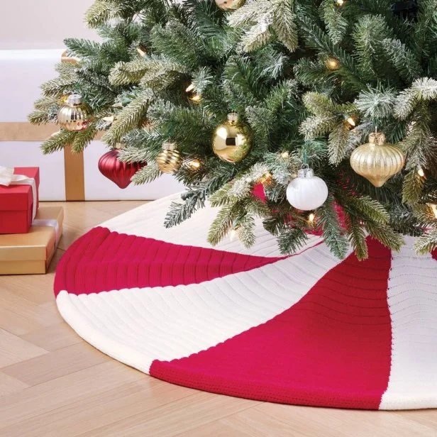 White tulle tree skirt top
