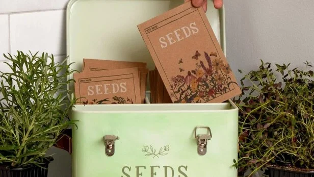 28 Best Gardening Gifts for Mom