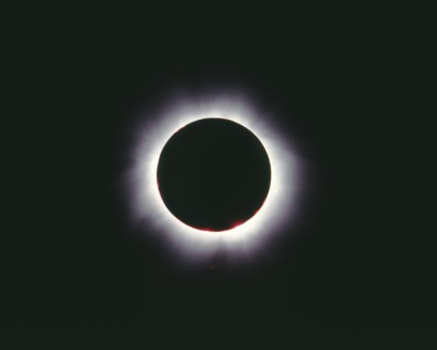 Total eclipse of the sun in 1999.