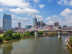 Cityscape: Nashville Tennessee Skyline Daytime